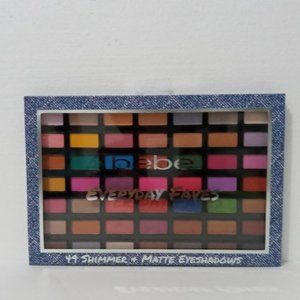 EYESHADOWS bebe  49 SHIMMER AND MATTE EYESHADOWS.  MULTICOLOR